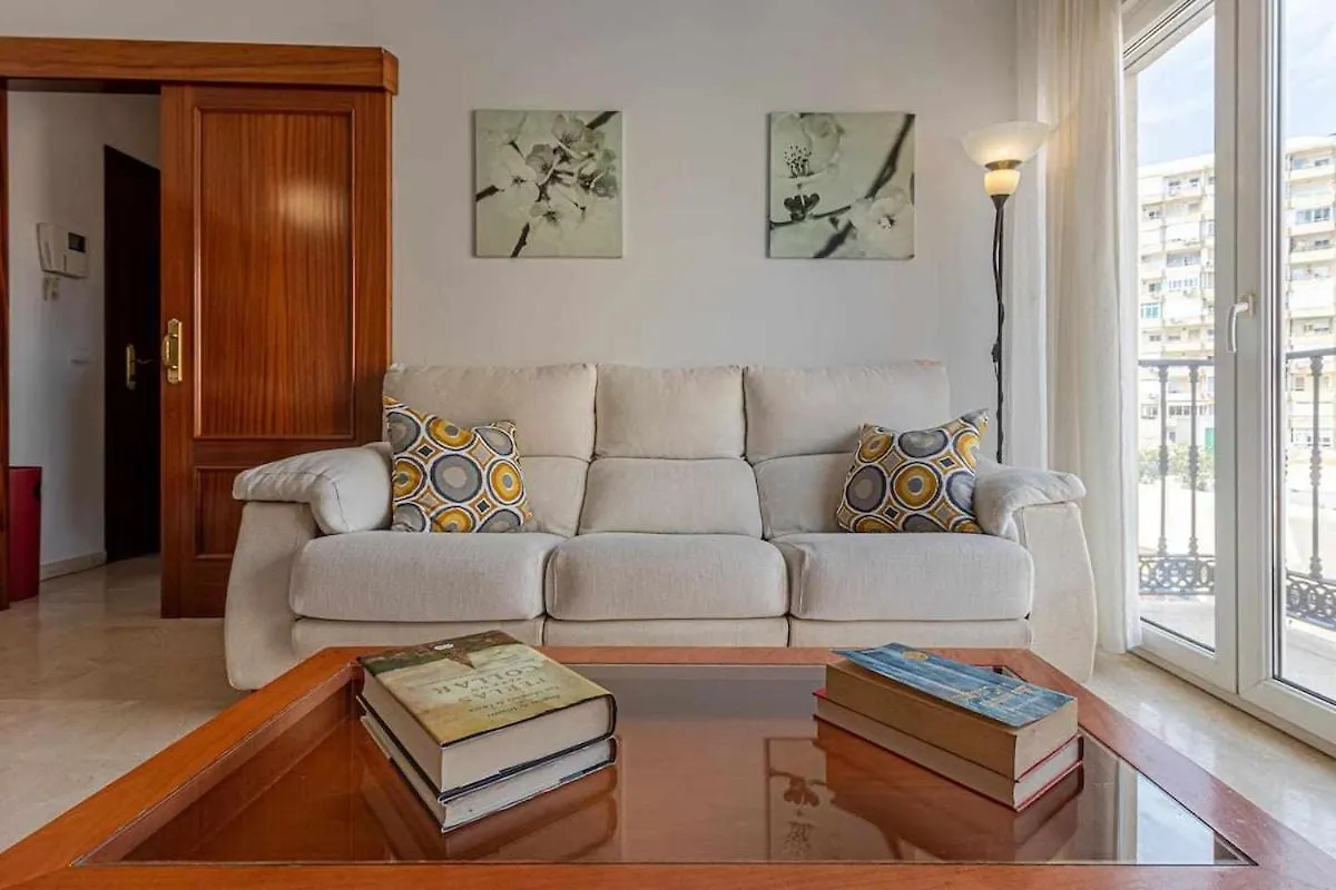 797 Holiday Rentals - Elegante Apartamento Para 2 En Torremolinos. Appartamento